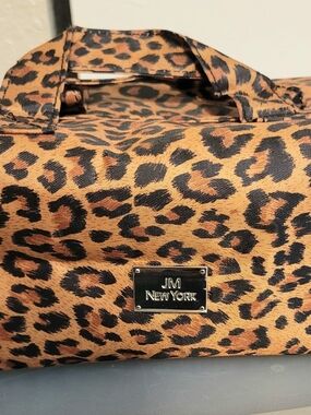 JM New York Leopard Print Travel - Cosmetic - Organization Bag Color Tan + Black